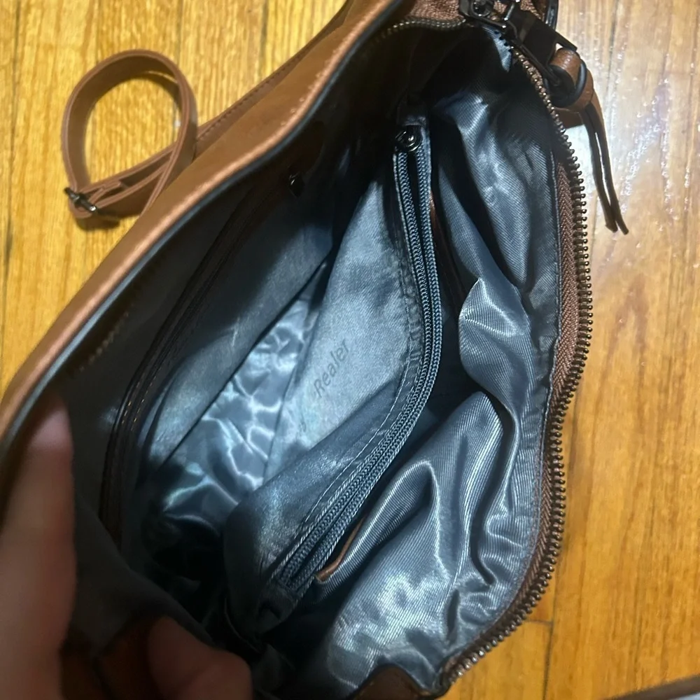 Realer Hobo Shoulder Bag Purse Vegan Leather Camel Brown Everyday Wear Casual